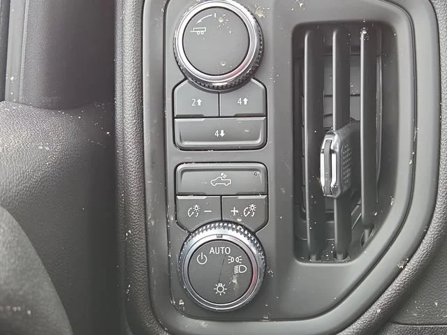 2026 GMC Sierra 3500HD Pro - Photo 11