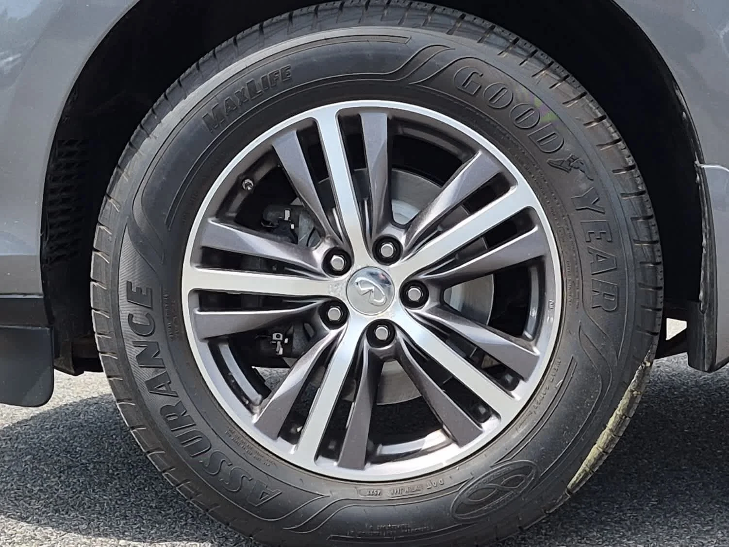 Used 2018 Graphite Shadow INFINITI  image 6