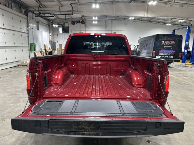 New 2026 Ruby Red Metallic Tinted Clearcoat Ford XLT image 24