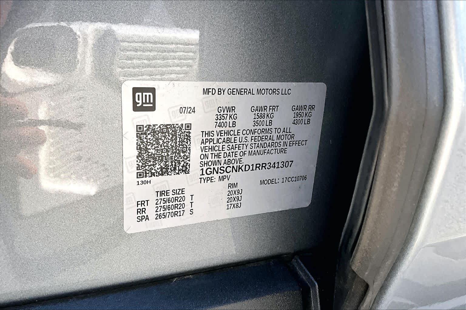 Used 2024 Sterling Gray Metallic Chevrolet LT image 34