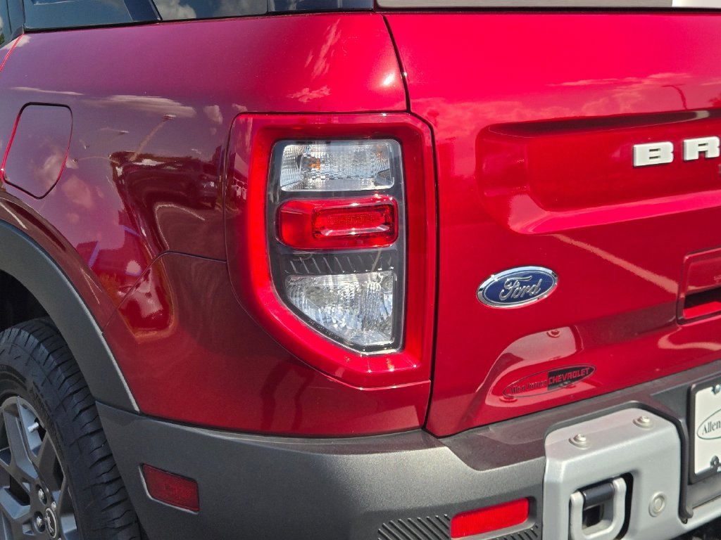 Used 2025  Ford Big Bend image 9