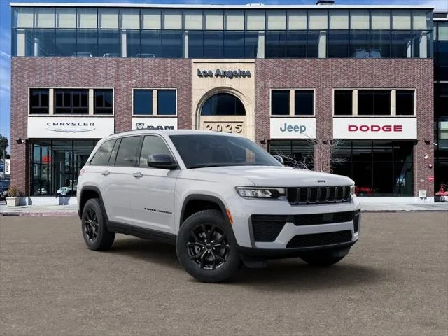 New 2026 Bright White Clear-Coat Exterior Paint Jeep Laredo image 5