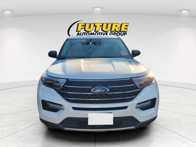 Used 2021 White Ford XLT image 2