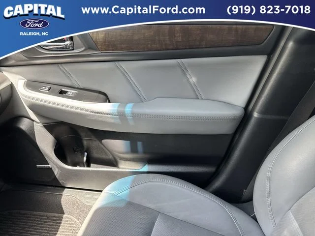 Used 2018 Gray Subaru 2.5i image 29