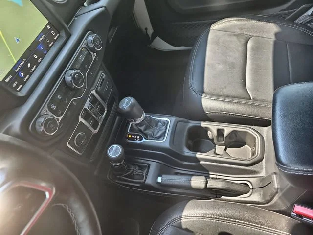 Used 2023 White Jeep Sahara 4xe image 25