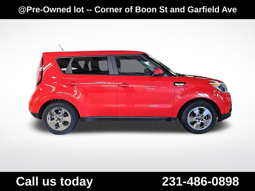 Used 2019 Red Kia Base image 6