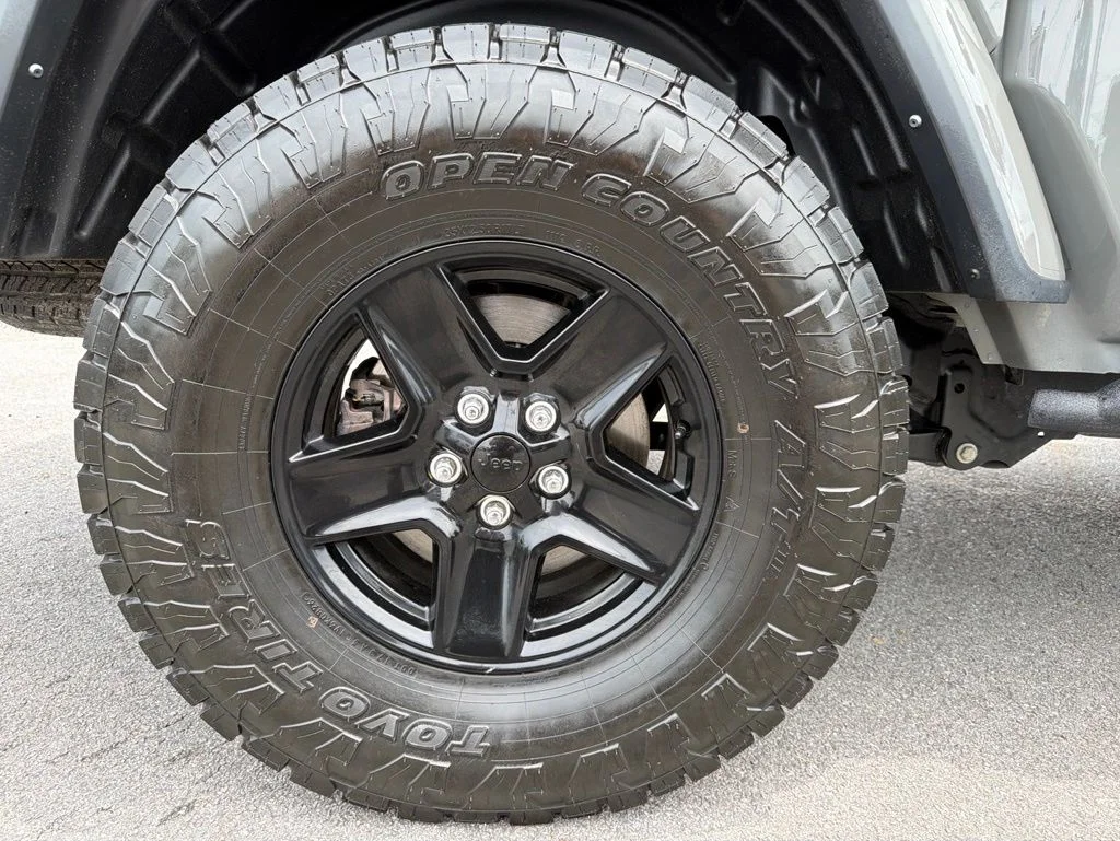 Used 2021 Gray Jeep Sport image 13