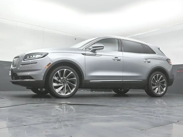 Used 2022 Silver Lincoln Reserve image 34