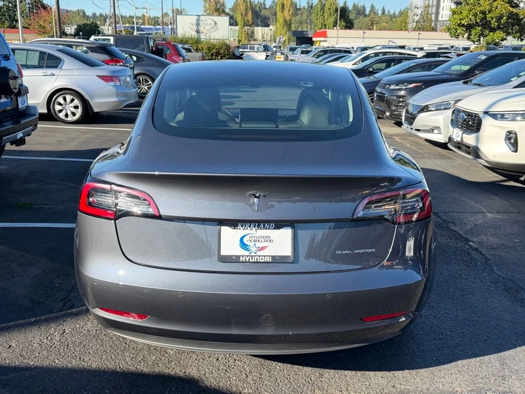 Used 2022 Midnight Silver Metallic Tesla Long Range image 7
