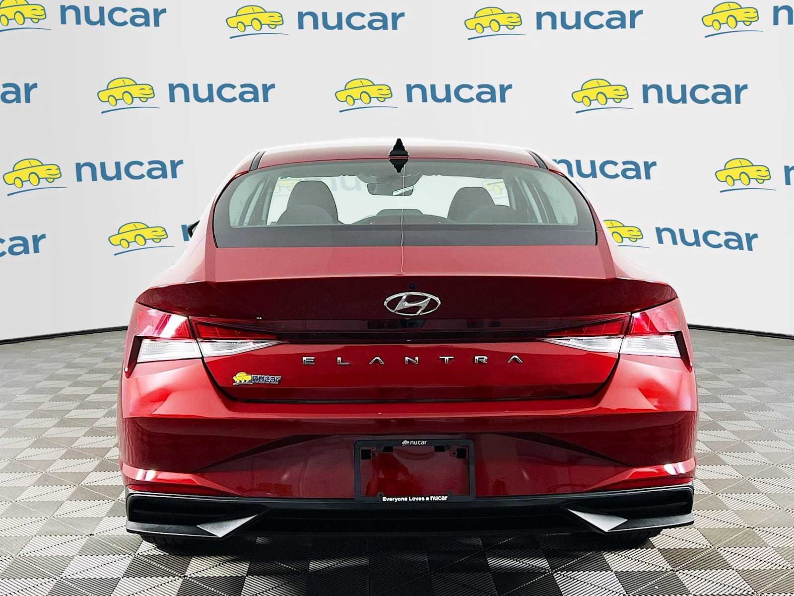 Used 2023 Ultimate Red Hyundai SEL image 6