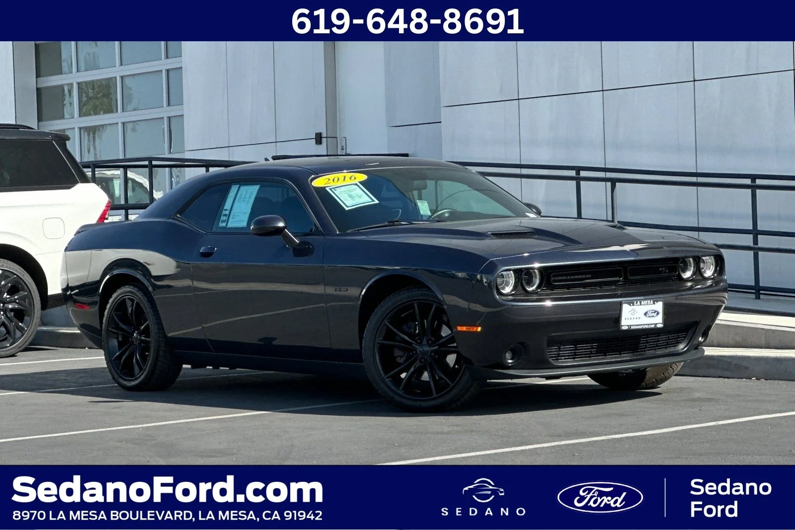 2016 Dodge Challenger R/T's photo
