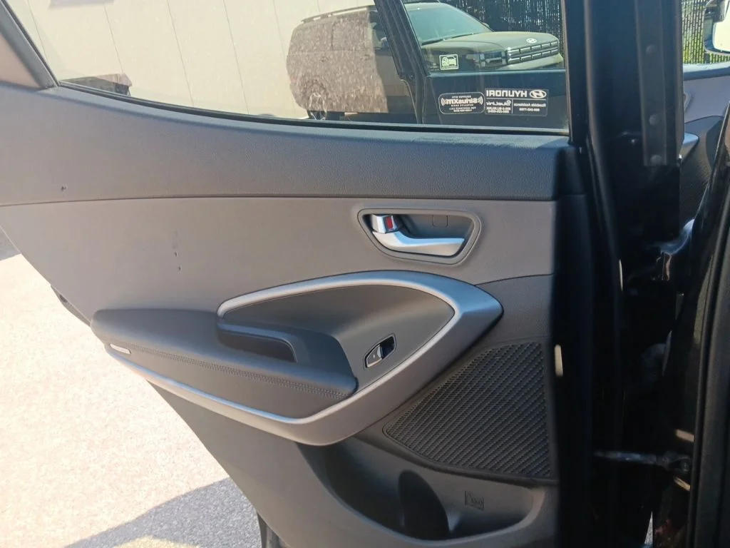 Used 2015 Twilight Black Hyundai Base image 29