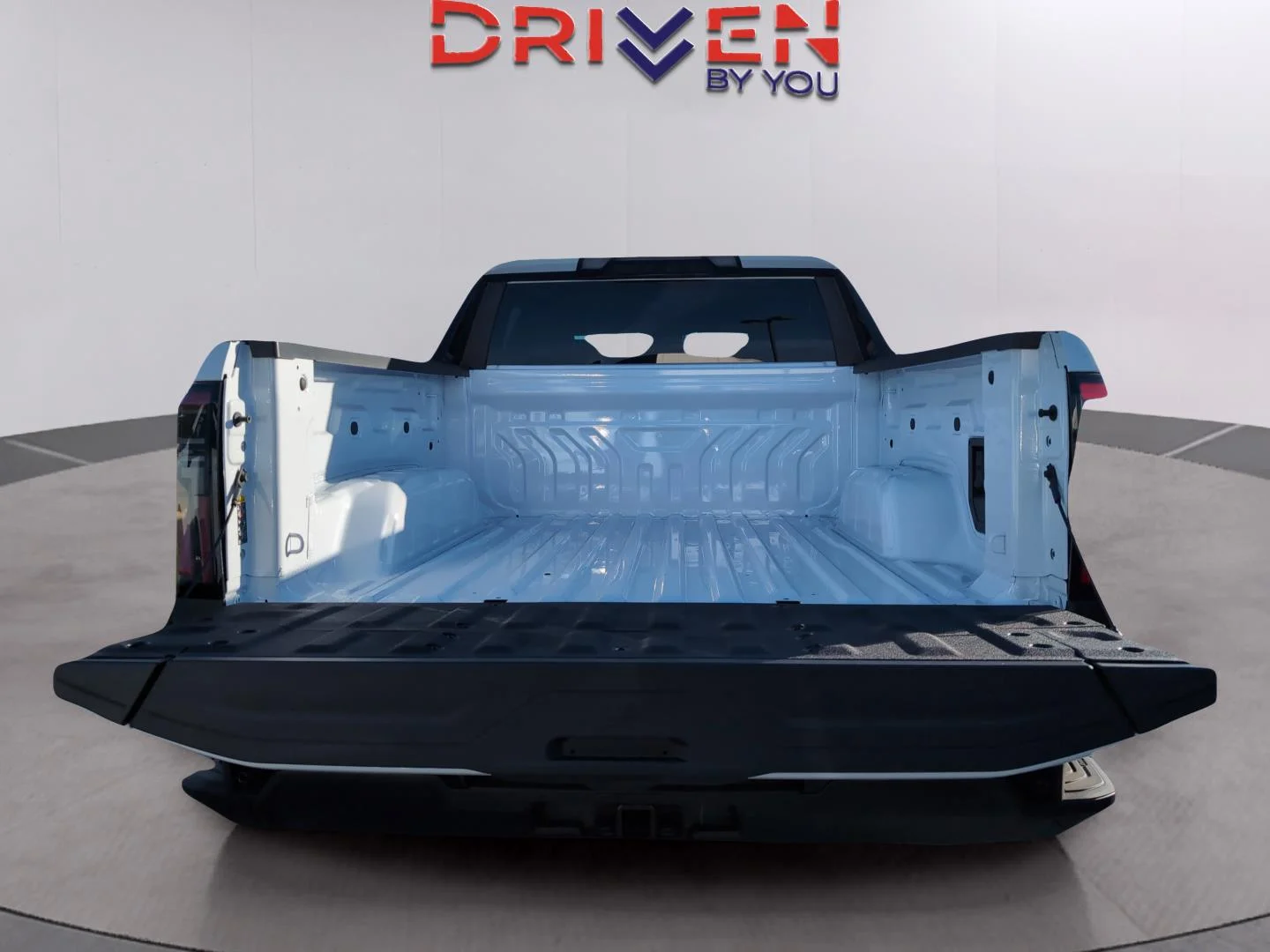 2026 GMC Sierra EV Elevation - Photo 14