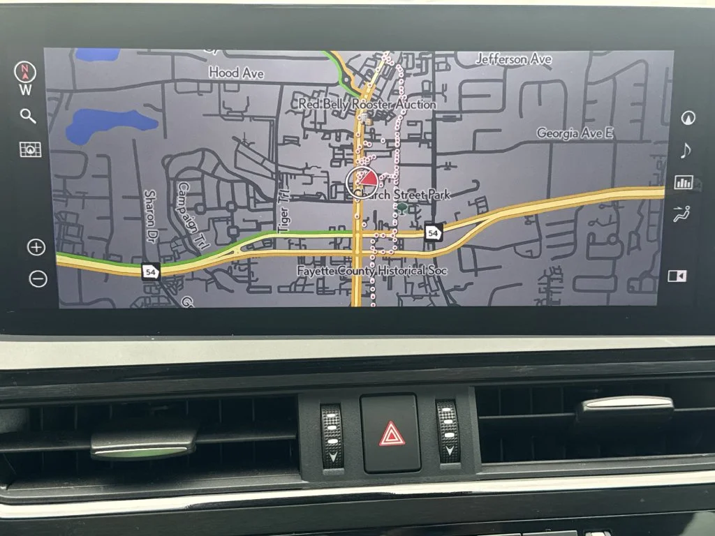 Used 2022 White Lexus 300h image 30