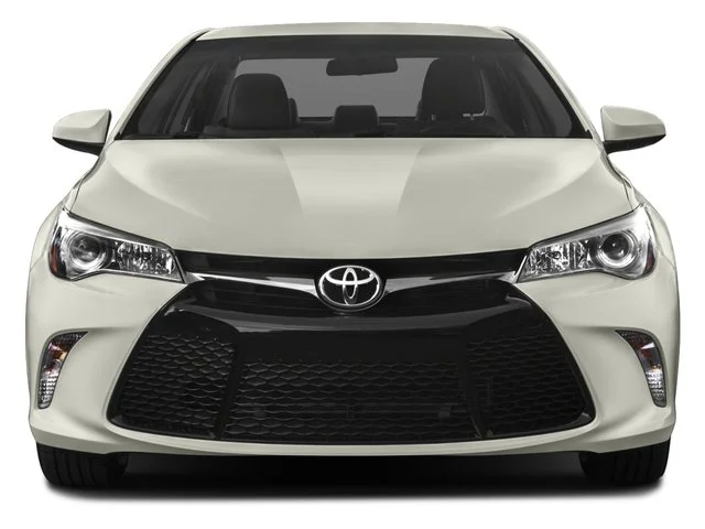 Used 2016 Silver Toyota XSE image 4