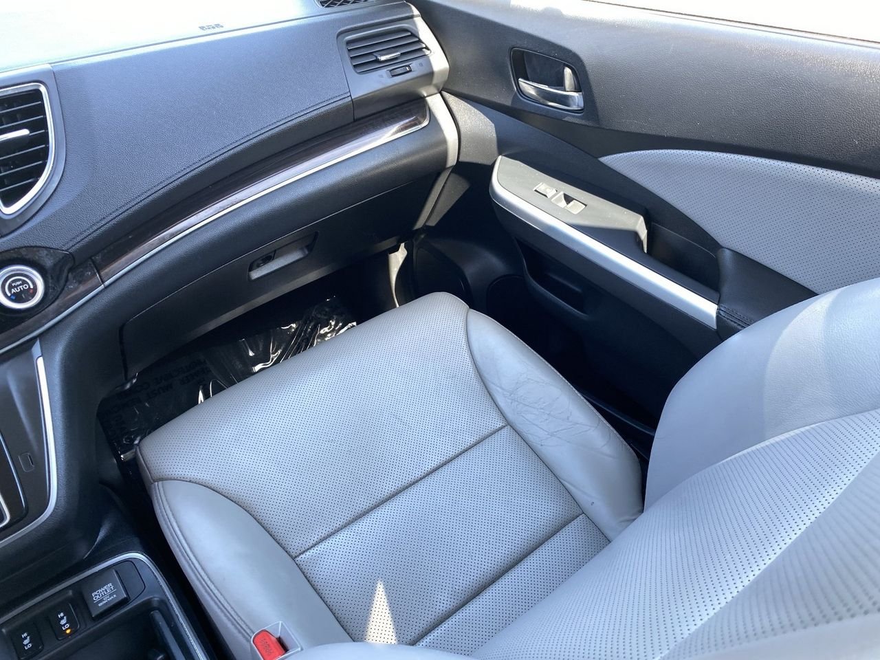 Used 2016 Gray Honda EX-L image 17
