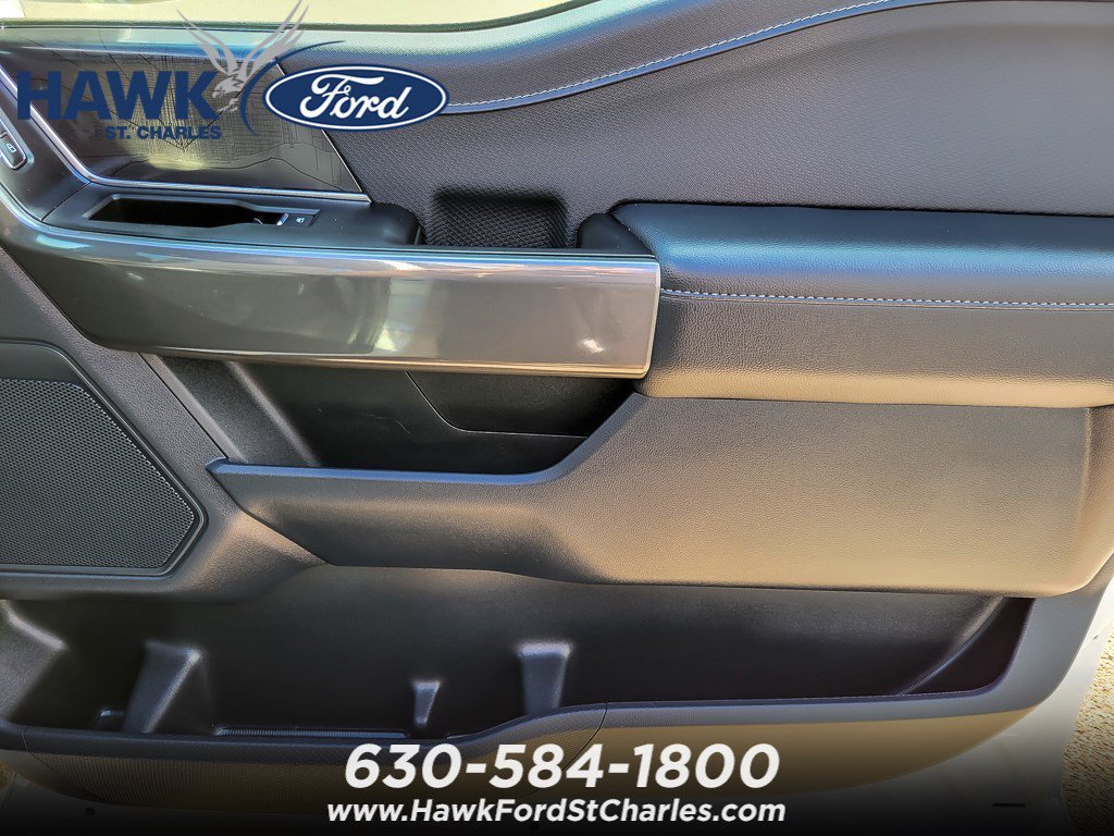 Used 2023 Oxford White Ford XLT image 21