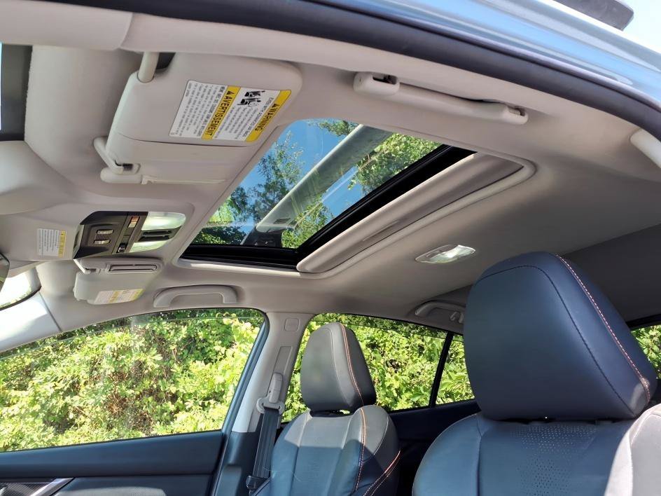 Used 2019 Cool Gray Khaki Subaru Limited image 14