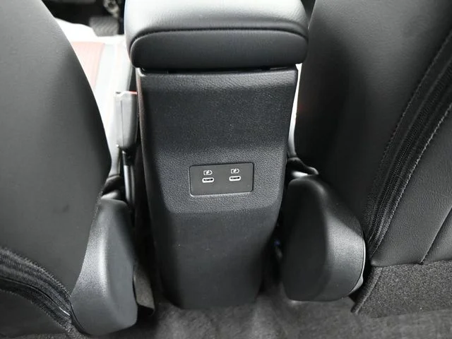 Used 2025 Black Nissan SR image 28