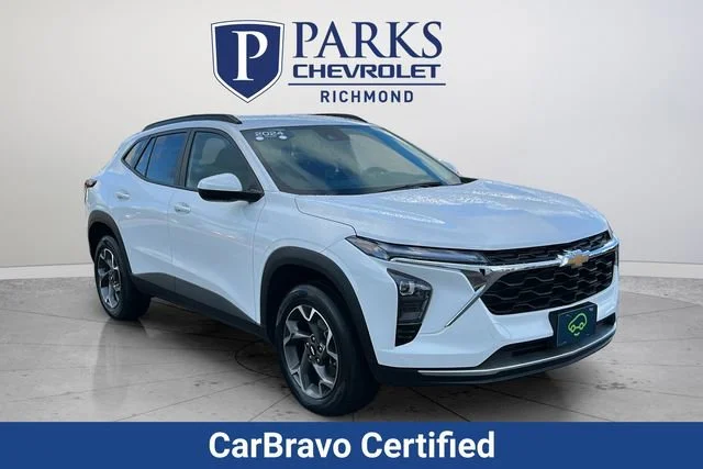 2024 Chevrolet Trax LT's photo