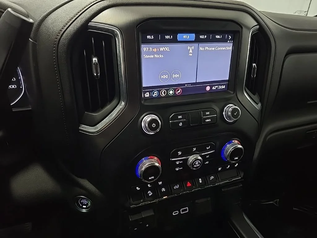 Used 2019 Summit White GMC AT4 image 24
