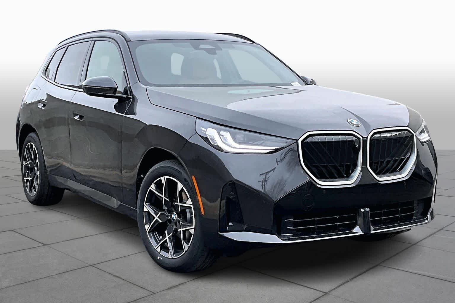 New 2026 Dark Graphite Metallic BMW 30 xDrive image 2