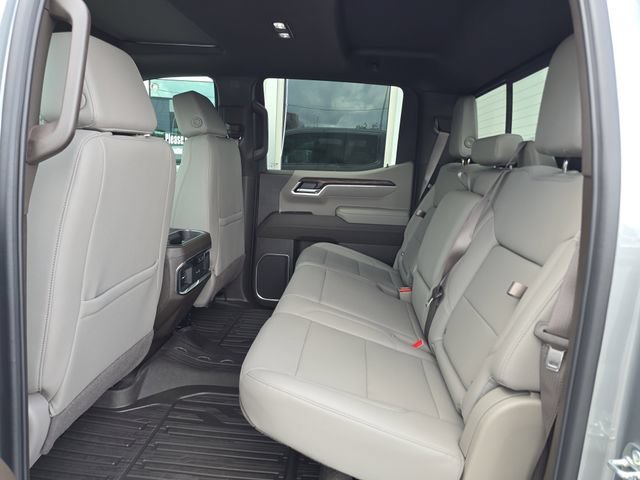 2026 GMC Sierra 1500 SLT - Photo 15