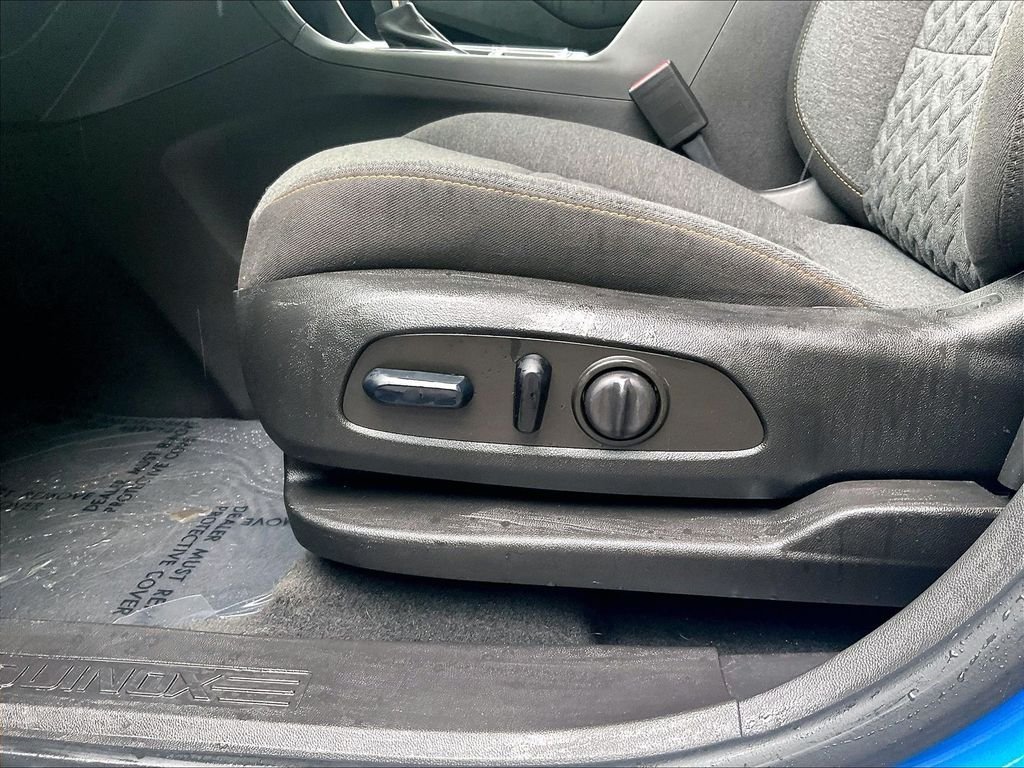 Used 2024 Blue Chevrolet LT image 27