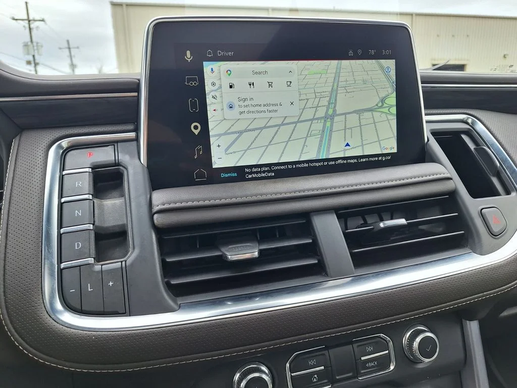 Used 2023 Blue GMC SLT image 16