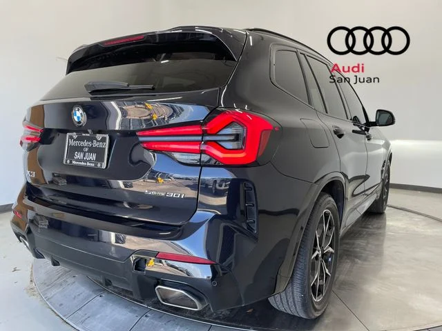 Used 2023 Black BMW sDrive30i image 31