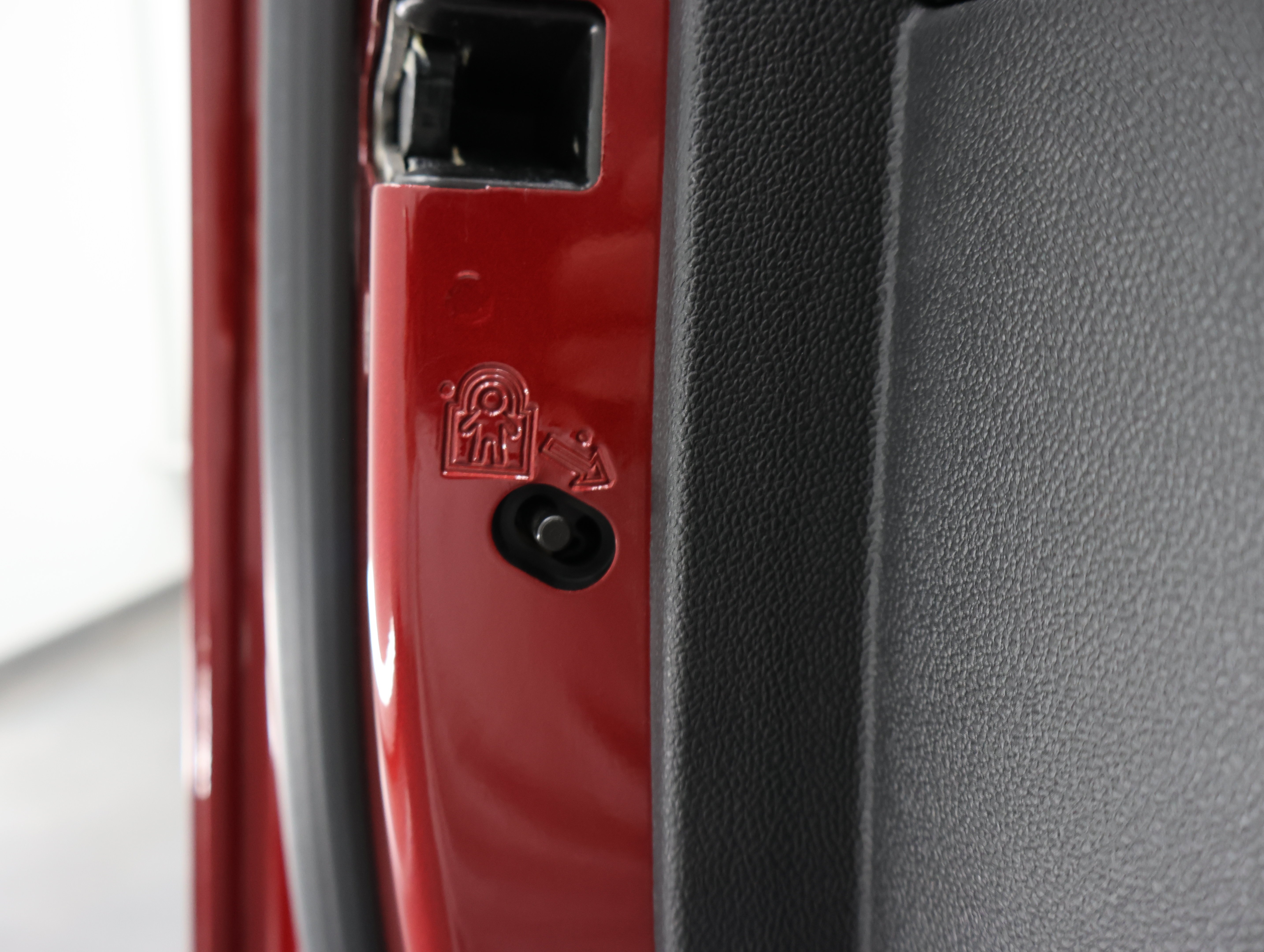 Used 2020 Cajun Red Tintcoat Chevrolet 4x4 Crew Cab LTZ: CREW-LONG-LTZ-6.6L DURAMAX-Z71-4WD- image 38