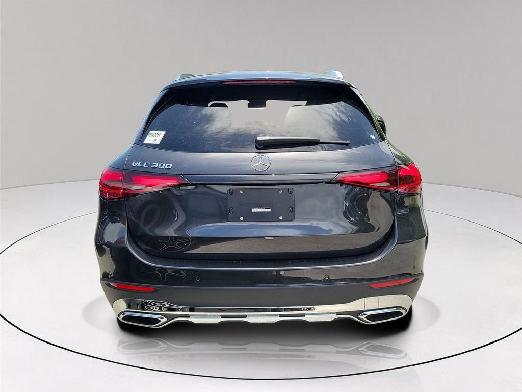New 2026 Graphite Grey Metallic Mercedes-Benz GLC 300 image 5