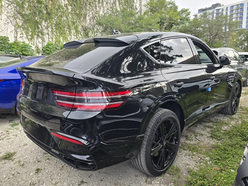 New 2027 Black Genesis 3.5T e-SC image 3