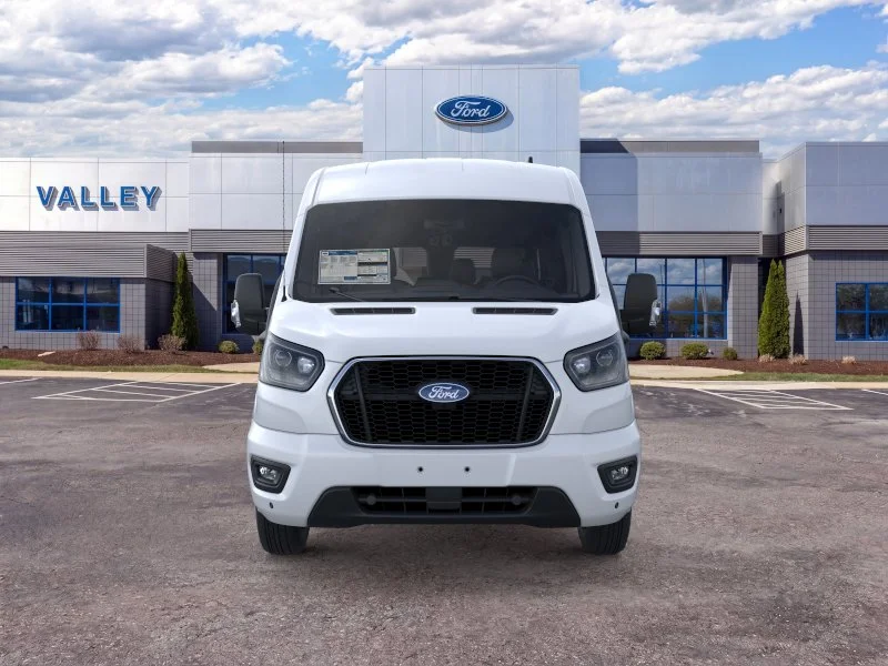 New 2026 Oxford White Ford Passenger Van XLT image 40