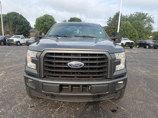 Used 2017 Gray Ford XLT image 2