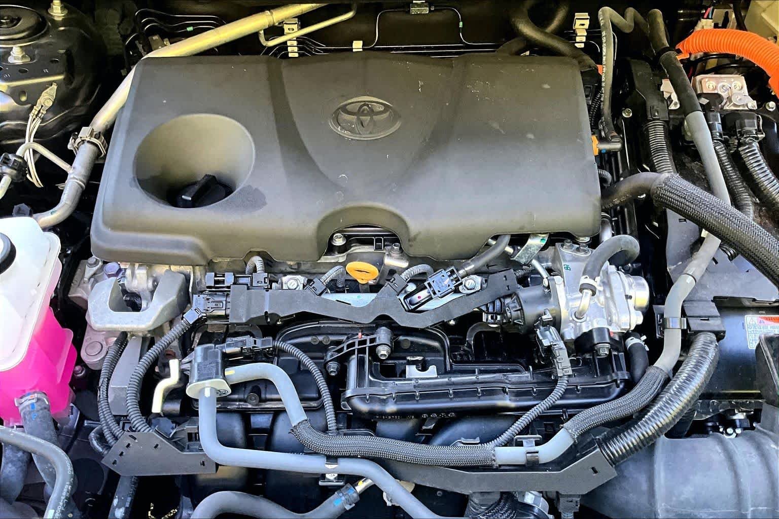 Used 2024 Magnetic Gray Metallic Toyota Hybrid XLE image 33