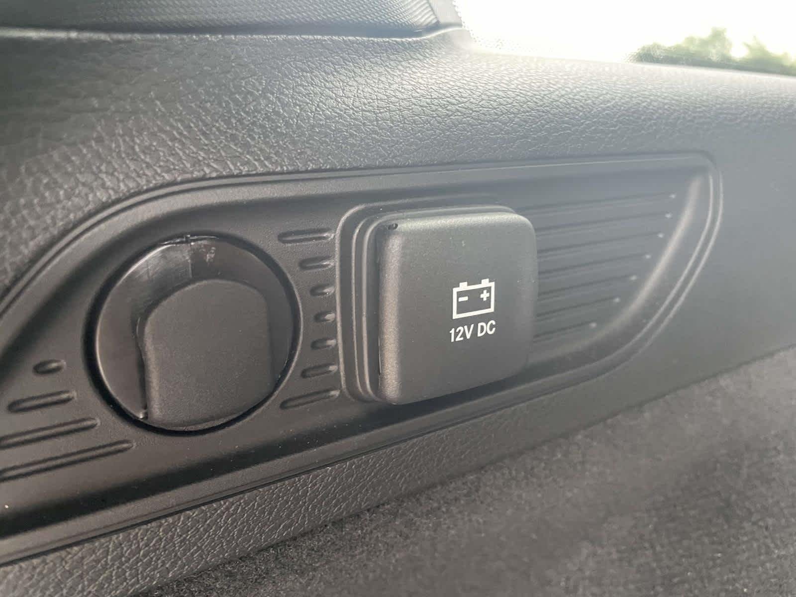 Used 2023 Gray Jeep Overland 4x4 image 26