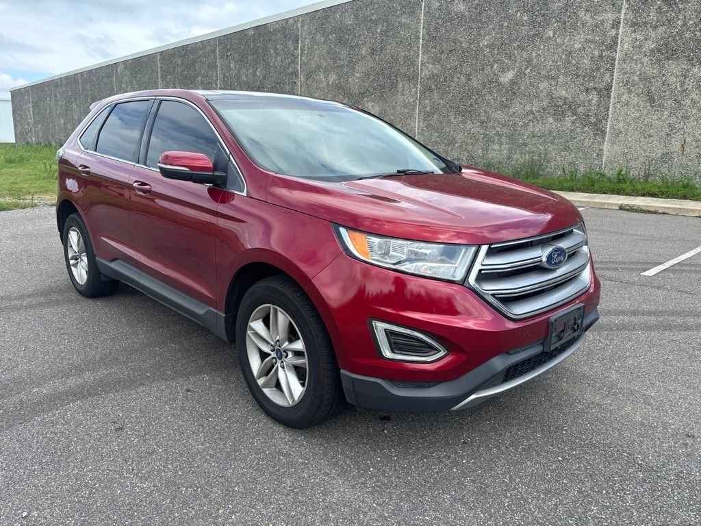 Used 2017 Red Ford SEL image 1