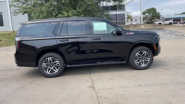 2026 Chevrolet Tahoe Z71 - Photo 9