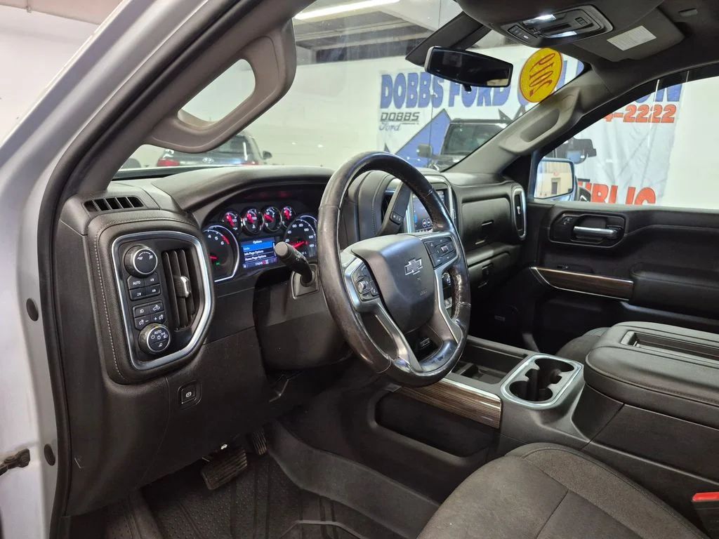 Used 2019 Silver Ice Metallic Chevrolet LT Trail Boss image 16
