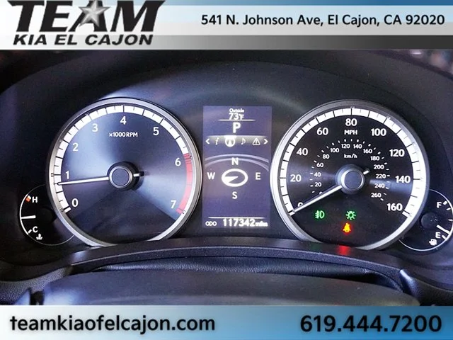 Used 2015 Silver Lexus 200t F Sport image 39