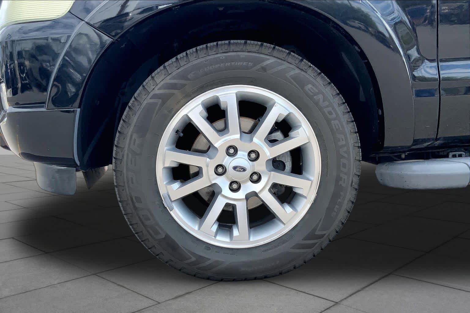 Pre-Owned 2008 Ford Explorer Sport Trac Limited