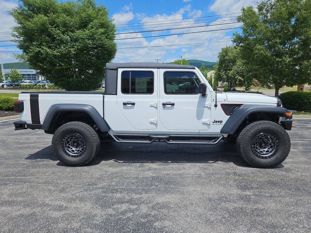 Used 2023 White Jeep Sport S image 7