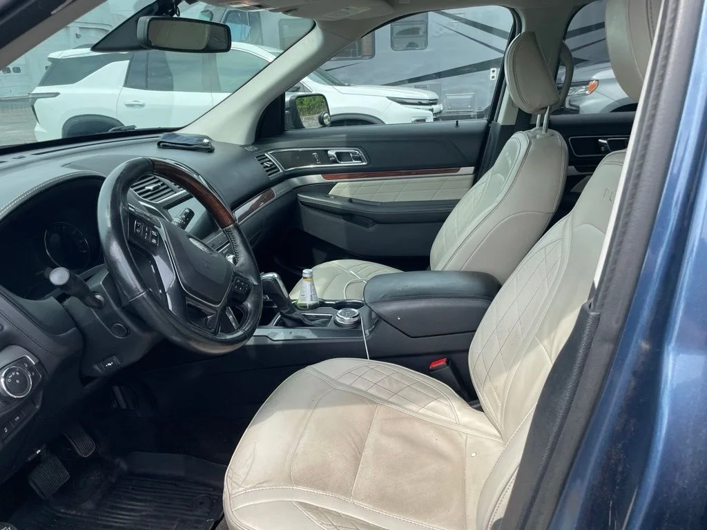 Used 2018 Blue Ford Platinum image 14