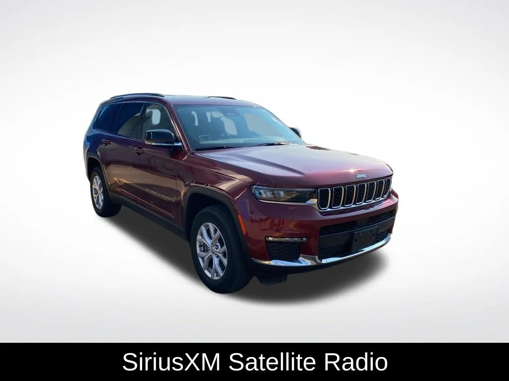 Used 2022 Red Jeep Limited image 3