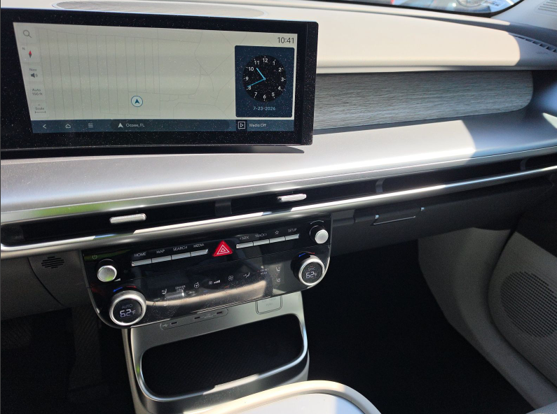 Used 2026 White Hyundai SEL image 8