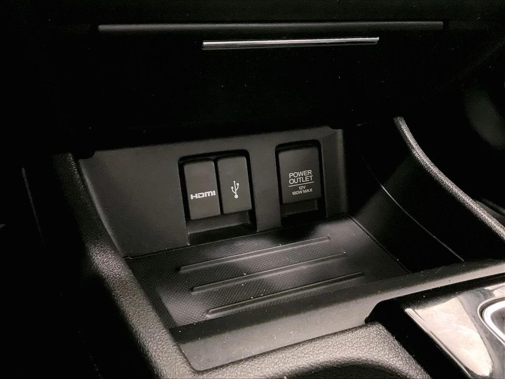 Used 2015 Black Honda SE image 26