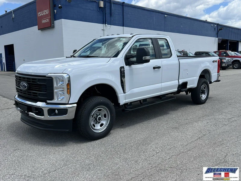 New 2026 Oxford White Ford XL image 1