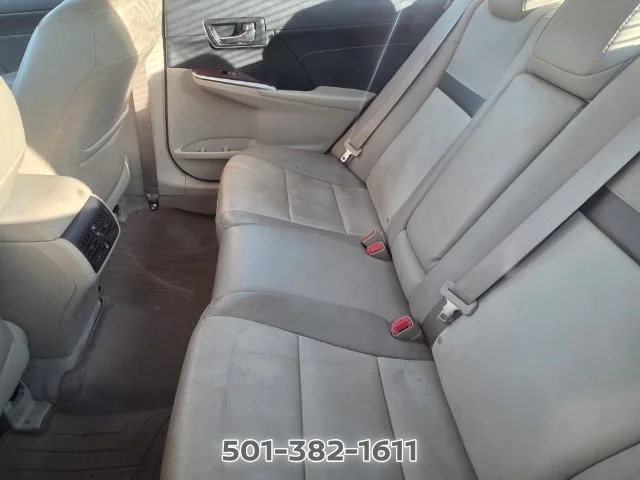 Used 2014 Gray Toyota XLE image 9