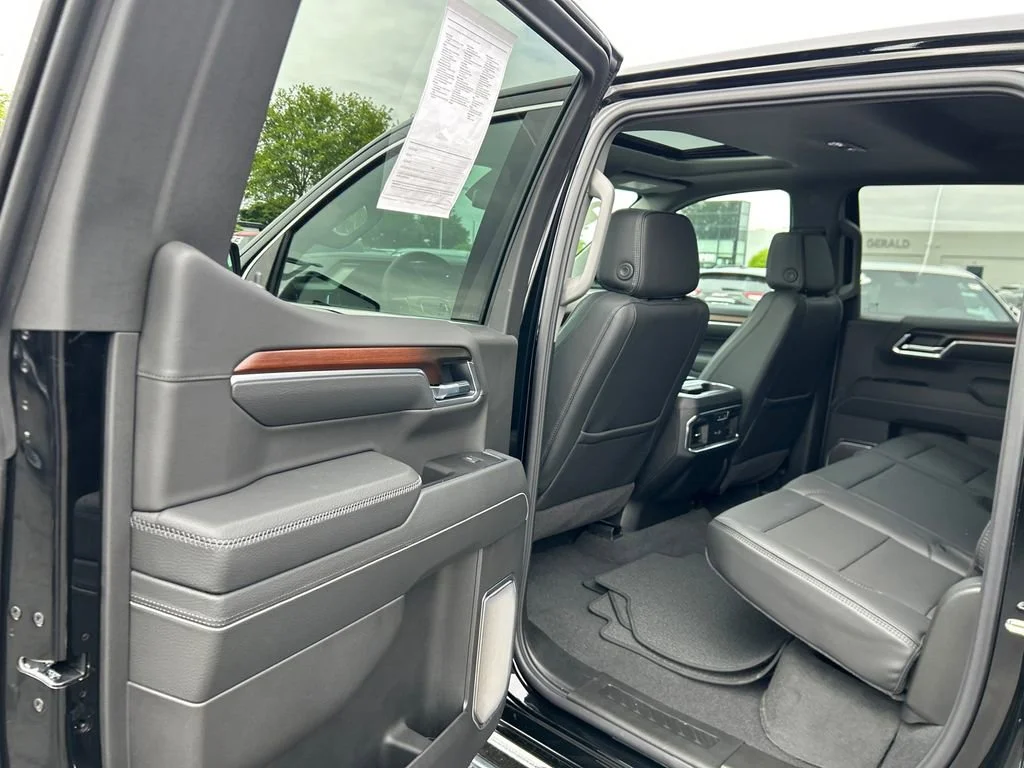 Certified Used 2026 Onyx Black GMC Denali image 36